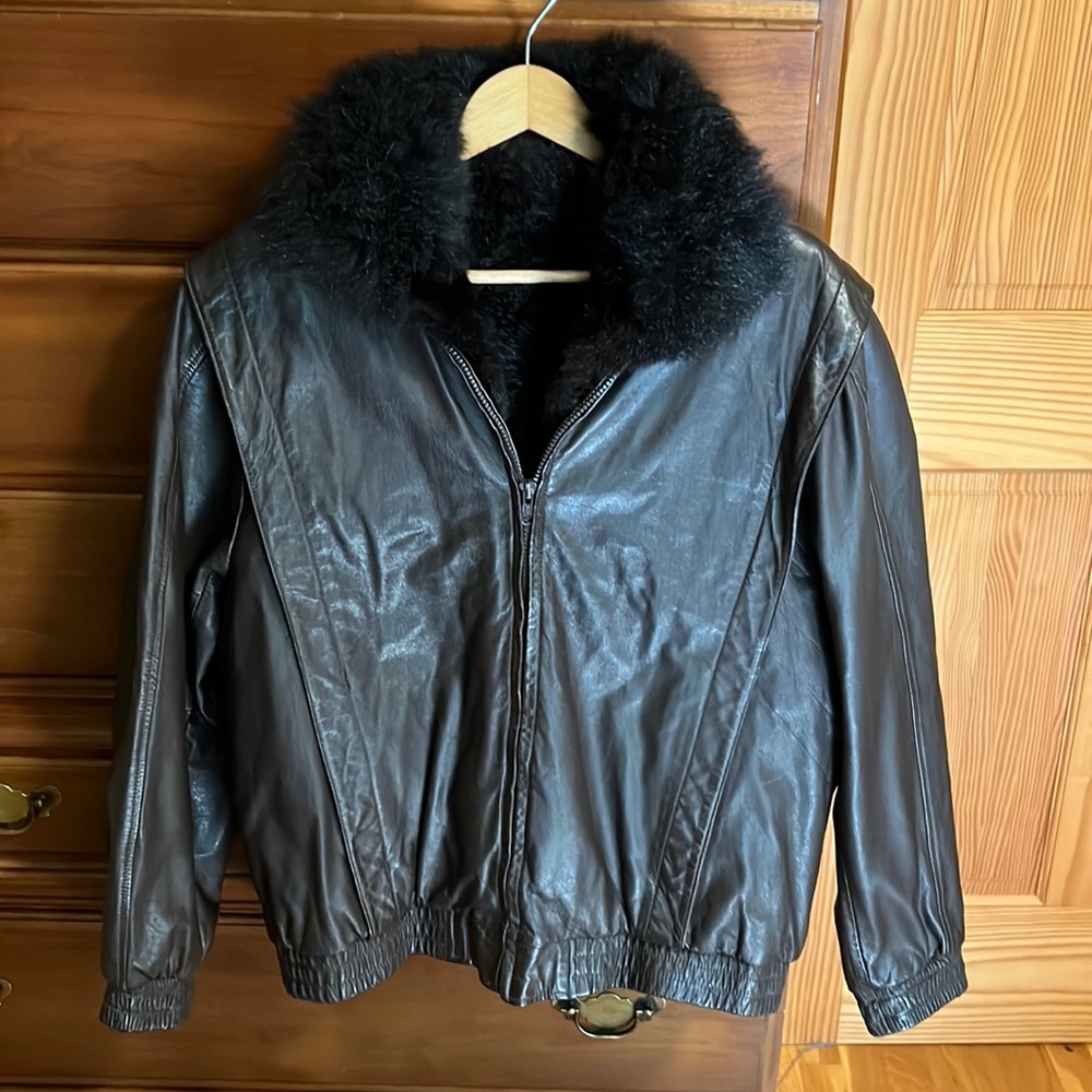 Leather Women’s Jacket lined with full vest of Opossum Fur from New Zealand